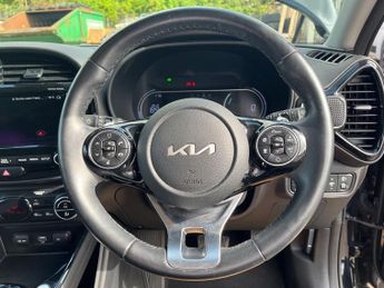 Kia Soul EV 64kwh Maxx Suv 5dr Electric Auto (201 Bhp)