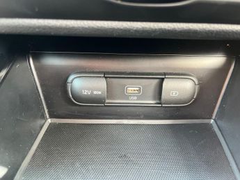 Kia Soul EV 64kwh Maxx Suv 5dr Electric Auto (201 Bhp)