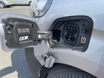 Vauxhall Vivaro Electric 3100 75kwh Dynamic Panel Van 6dr Electric Auto L1 H1 (7.4kw Char