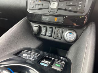 Nissan Leaf 39kwh Tekna Hatchback 5dr Electric Auto (150 Ps)