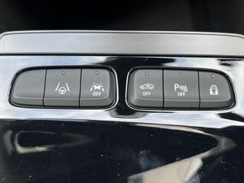 Vauxhall Mokka Electric 50kwh Elite Premium Suv 5dr Electric Auto (136 Ps)