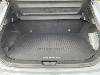 Nissan Qashqai 1.3 Dig T Mhev Tekna Suv 5dr Petrol Hybrid Xtron Euro 6 (s/s) (1