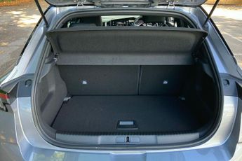 Vauxhall Mokka Electric 50kwh Ultimate Suv 5dr Electric Auto (136 Ps)