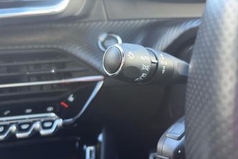 Peugeot E 2008 50kwh Gt Premium Suv 5dr Electric Auto (136 Ps)