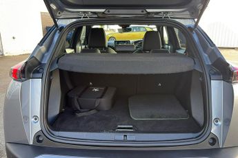 Peugeot E 2008 50kwh Gt Premium Suv 5dr Electric Auto (136 Ps)