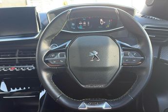 Peugeot E 2008 50kwh Gt Premium Suv 5dr Electric Auto (136 Ps)