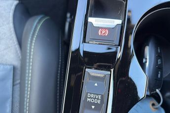 Peugeot E 2008 50kwh Gt Premium Suv 5dr Electric Auto (136 Ps)