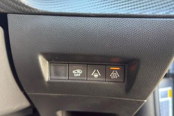 Peugeot E 2008 50kwh Gt Premium Suv 5dr Electric Auto (136 Ps)