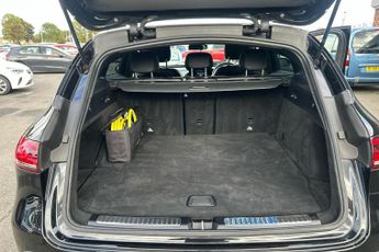 Mercedes Benz Eqc Eqc 400 80kwh Amg Line Suv 5dr Electric Auto 4matic (408 Ps)
