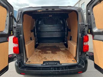 Peugeot E Expert E 1000 75kwh Professional Premium  Plus Standard Panel Van 6dr E