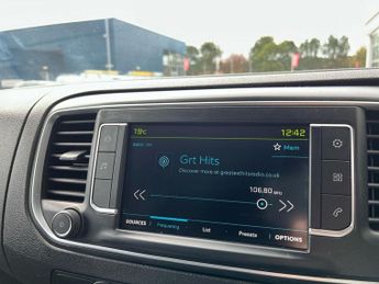 Peugeot E Expert E 1000 75kwh Professional Premium  Plus Standard Panel Van 6dr E