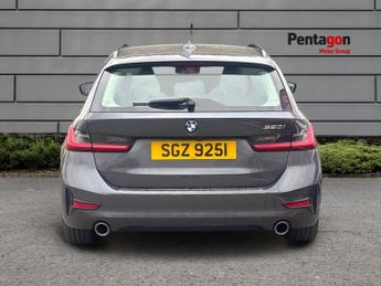 BMW 3 Series Touring 2.0 320i Sport Touring 5dr Petrol Auto Euro 6 (s/s) (184 Ps)
