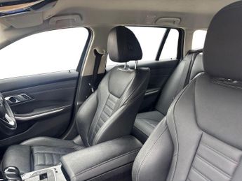 BMW 3 Series Touring 2.0 320i Sport Touring 5dr Petrol Auto Euro 6 (s/s) (184 Ps)