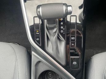 Kia Niro Plug In Hybrid 1.6 Gdi 11.1kwh 2 Suv 5dr Petrol Plug In Hybrid Dct Euro 6 (s/s)