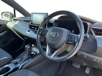 Toyota Corolla Touring Sports 2.0 Vvt H Design Touring Sports 5dr Petrol Hybrid CVT Euro 6 (s/