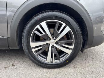 Peugeot 3008 SUV 1.2 Puretech Allure Premium Suv 5dr Petrol Eat Euro 6 (s/s) (130