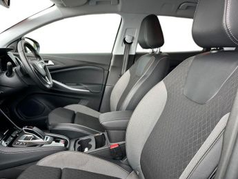 Vauxhall Grandland 1.5 Turbo D Elite Suv 5dr Diesel Auto Euro 6 (s/s) (130 Ps)