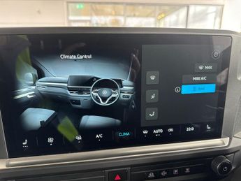 Volkswagen E Transporter T32 65kwh Commerce Plus Panel Van 5dr Electric Auto Rwd Swb (136