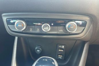 Vauxhall Crossland 1.2 Turbo Ultimate Suv 5dr Petrol Auto Euro 6 (s/s) (130 Ps)