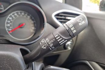 Vauxhall Crossland 1.2 Turbo Elite Nav Suv 5dr Petrol Auto Euro 6 (s/s) (130 Ps)