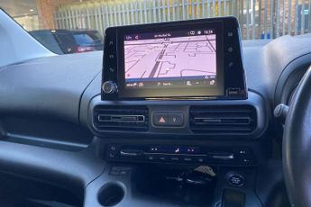 Vauxhall Combo Life 1.2 Turbo Elite MPV 5dr Petrol Auto Euro 6 (s/s) (130 Ps)