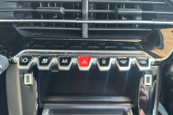 Peugeot 2008 SUV 1.2 Puretech Allure Premium Suv 5dr Petrol Eat Euro 6 (s/s) (130