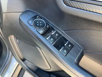 Ford Kuga 2.5h Duratec St Line X Suv 5dr Petrol Hybrid CVT Euro 6 (s/s) (1