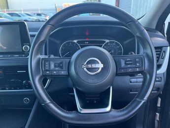 Nissan Qashqai 1.3 Dig T Mhev Acenta Premium Suv 5dr Petrol Hybrid Xtron Euro 6