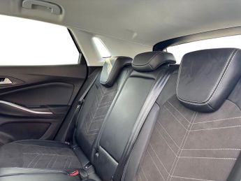 Vauxhall Grandland 1.2 Turbo Ultimate Suv 5dr Petrol Auto Euro 6 (s/s) (130 Ps)