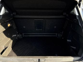 Vauxhall Grandland 1.2 Turbo Ultimate Suv 5dr Petrol Auto Euro 6 (s/s) (130 Ps)