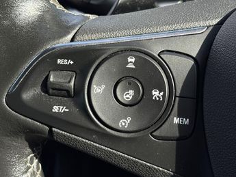 Vauxhall Grandland 1.2 Turbo Ultimate Suv 5dr Petrol Auto Euro 6 (s/s) (130 Ps)
