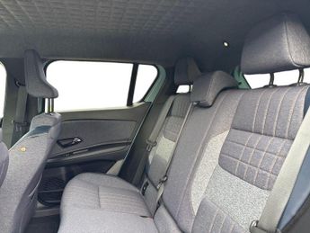 Renault 4 110KW TECHNO 52KWH COMFORT R ANGE 5DR AUTO ESTATE