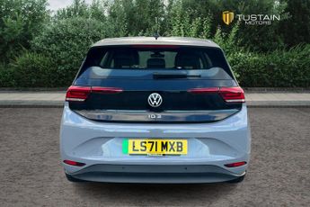 Volkswagen ID3 Pure Performance 45kwh Life Hatchback 5dr Electric Auto (150 Ps)