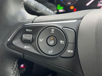 Vauxhall Mokka Electric 50kwh Sri Premium Suv 5dr Electric Auto (136 Ps)
