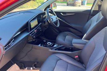 Kia Niro Hybrid 1.6h Gdi 3 Suv 5dr Petrol Hybrid Dct Euro 6 (s/s) (139 Bhp)