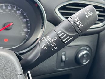 Vauxhall Crossland 1.2 Turbo Ultimate Suv 5dr Petrol Auto Euro 6 (s/s) (130 Ps)