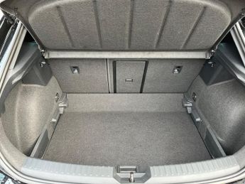 Cupra Leon 1.5 Etsi V1 Hatchback 5dr Petrol Hybrid Dsg Euro 6 (s/s) (150 Ps