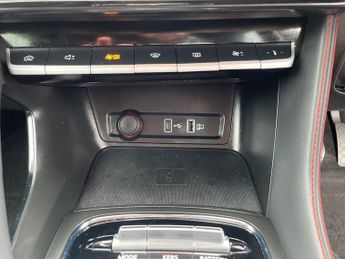 MG ZS EV 72.6kwh Trophy Connect Long Range Suv 5dr Electric Auto (156 Ps)