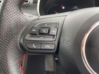 MG ZS EV 72.6kwh Trophy Connect Long Range Suv 5dr Electric Auto (156 Ps)