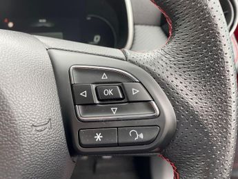 MG ZS EV 72.6kwh Trophy Connect Long Range Suv 5dr Electric Auto (156 Ps)