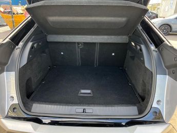 Peugeot E 3008 73kwh Gt Suv 5dr Electric Auto (210 Ps)
