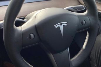 Tesla Model 3 Standard Range Plus Saloon 4dr Electric Auto Rwd (241 Bhp)