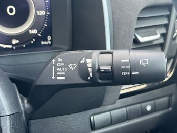 Nissan Qashqai 1.5 H E Power N Design Suv 5dr Petrol Hybrid Auto Euro 6 (s/s) (