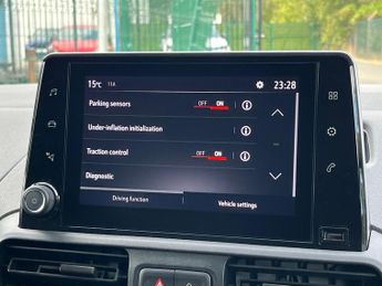 Vauxhall Combo Electric 2300 50kwh Sportive Panel Van 6dr Electric Auto L2 H1 (7.4kw Cha