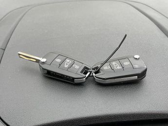 Vauxhall Combo Electric 2300 50kwh Sportive Panel Van 6dr Electric Auto L2 H1 (7.4kw Cha