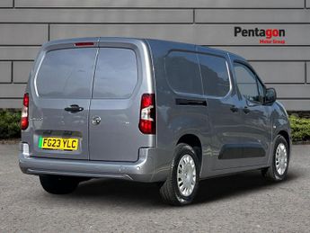 Vauxhall Combo Electric 2300 50kwh Sportive Panel Van 6dr Electric Auto L2 H1 (7.4kw Cha