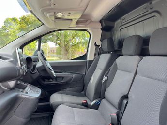 Vauxhall Combo Electric 2300 50kwh Sportive Panel Van 6dr Electric Auto L2 H1 (7.4kw Cha