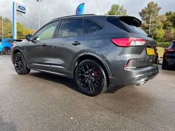 Ford Kuga 2.5h Duratec Black Package Edition Suv 5dr Petrol Hybrid CVT Eur