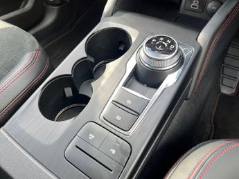 Ford Kuga 2.5h Duratec Black Package Edition Suv 5dr Petrol Hybrid CVT Eur