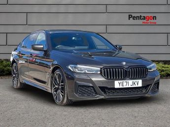 BMW 530 3.0 530d Mht M Sport Saloon 4dr Diesel Hybrid Steptronic Xdrive 